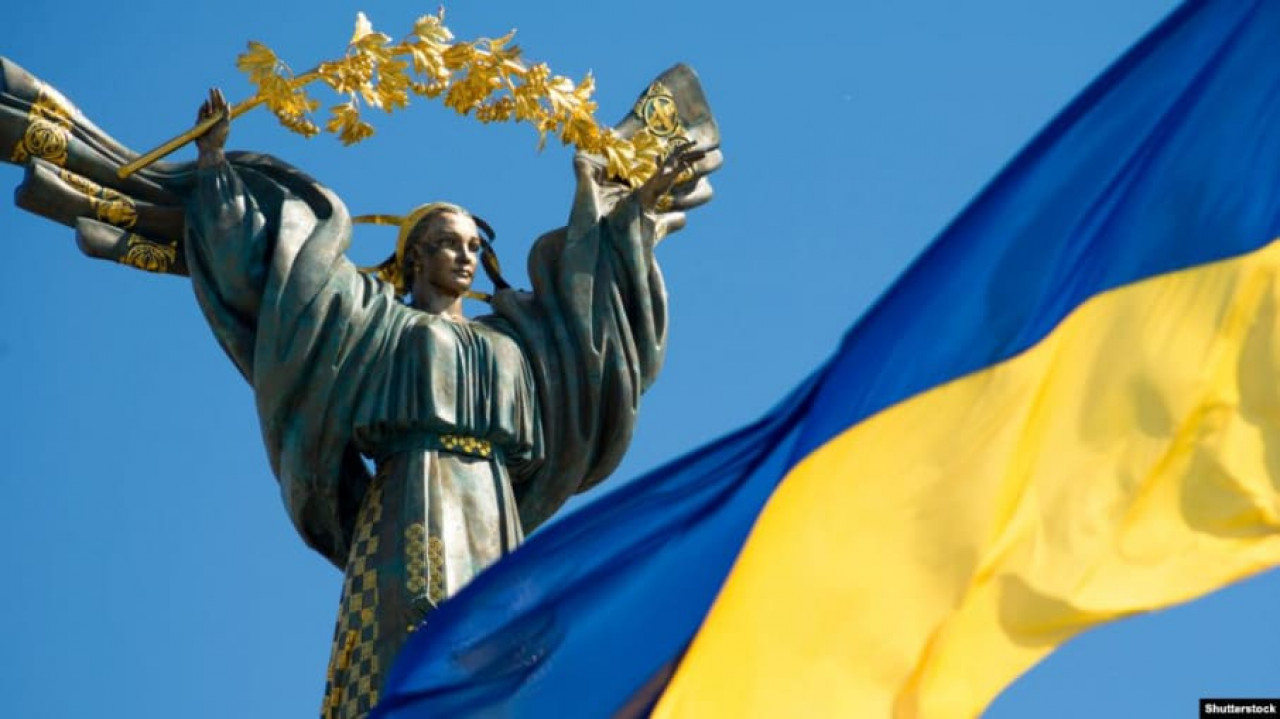 День независимости праздник для Украины. Праздник