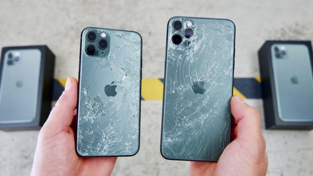 Краш тест iPhone 11 Pro: Самое крепкое в мире стекло!