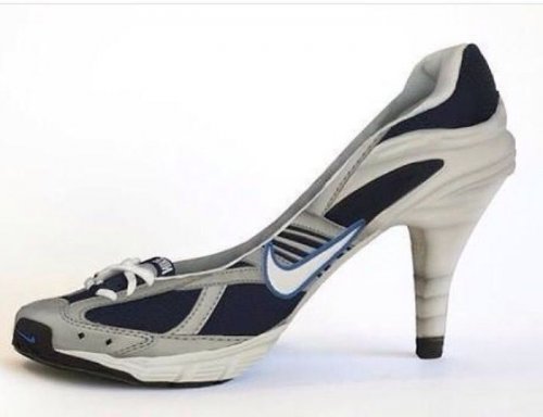 Женские туфли в виде кроссовок на каблуке